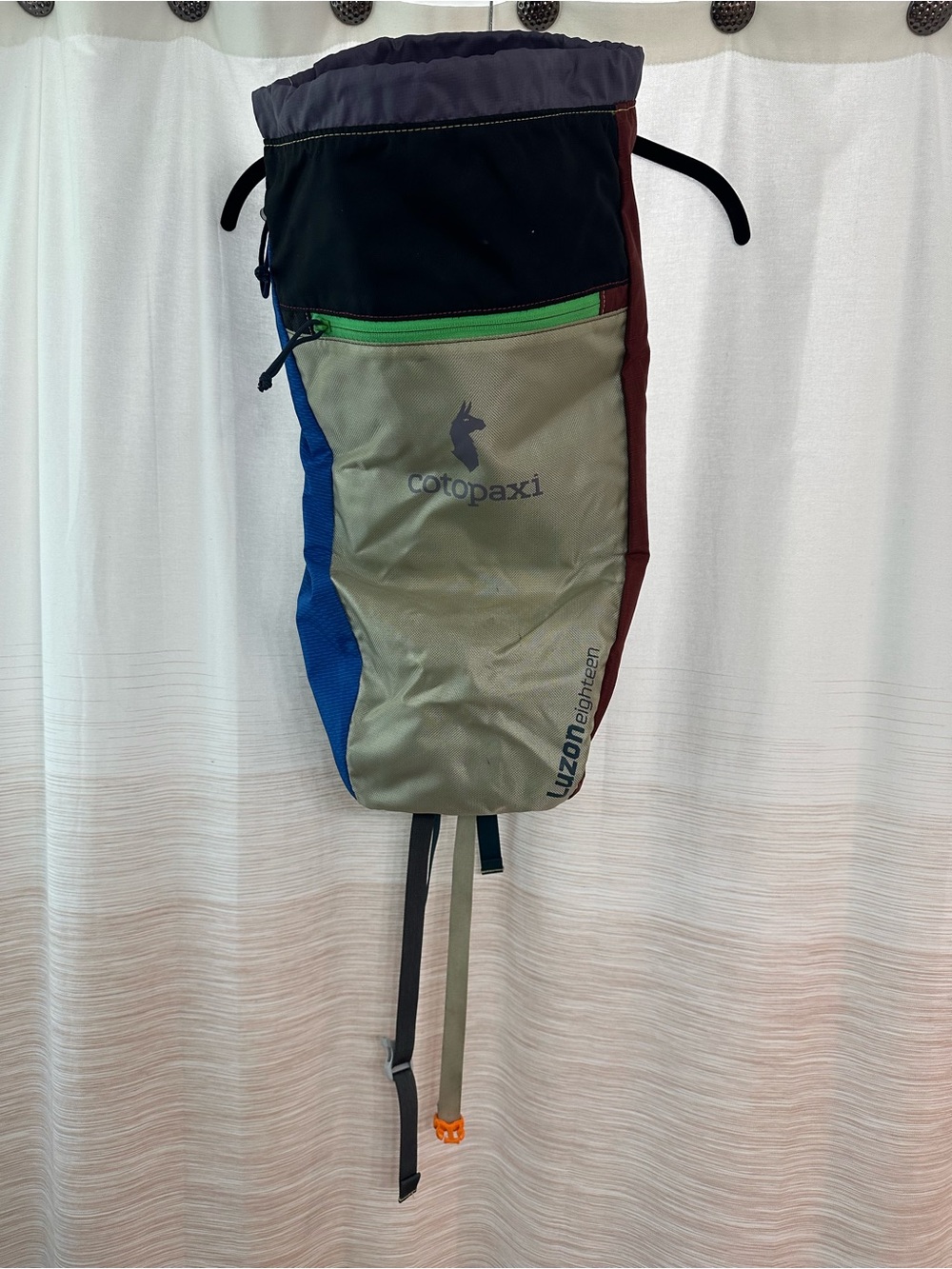 cotopaxi Multicolor Luzon Del Dia 18L